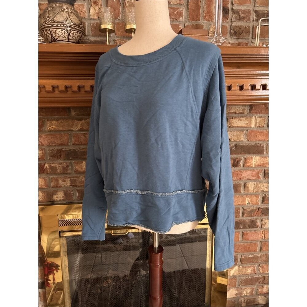 Free People Movement Metti Crew Sweatshirt Size Large Blue Cropped - Picture 2 of 6